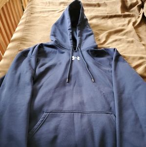 Under armour sweatshirt